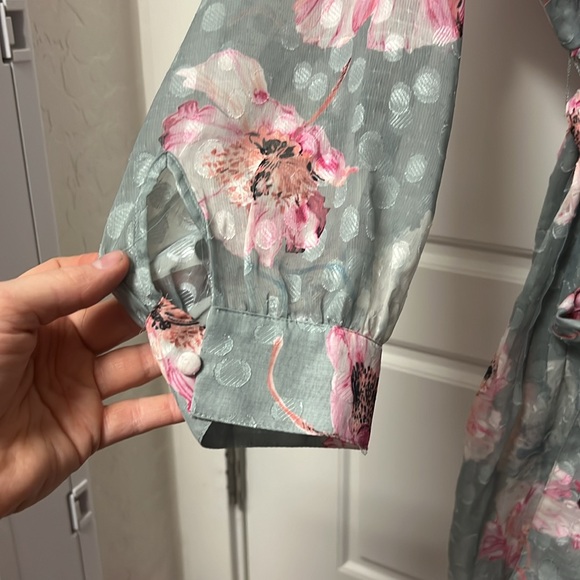 Express Floral Romper Sz XL - Picture 4 of 6